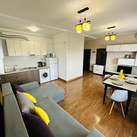 Sim Seaside T2 Apartment